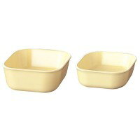 細かな部分まで、工夫と優しさがあります☆食器の高さを低くすることで、料理を見やすくし、スプーン等を入れやすくしました。さらに、食器の内側に凹みをつけ、料理をすくいやすくしました。サイズM:128×126×53mm、S:116×113×41mm個装サイズ：20×20×10cm重量M:145g、S:100g個装重量：280g素材・材質メラミン仕様容量/M:435ml、S:290mlセット内容ライフM「レモン」、ライフS「レモン」　製造国日本細かな部分まで、工夫と優しさがあります☆●柄面にコーティングを施し、機能性も抜群です。自動洗浄機や消毒保管庫をご利用いただけるうえ、温冷配膳車にも対応しています。※電子レンジには使用しないでください。【特徴】●比重1:5、耐熱温度:120度●プラスチック容器の主流で、様々な絵付けが可能です。●各種プラスチックの中では最も硬度が高く、キズや汚れが付きにくい。●熱伝導率が低く、保温性に優れ、手や唇へのあたりが強くありません。●ステンレスなど金属に強くふれると、落ちにくい汚れが付着することがあります。(メタルマーク)●塩素系漂白剤は、光沢が落ち、黄ばみの原因になりますので使用しないでください。※金属製のスプーン・フォークを使用しますと、メタルマークが付いたり絵柄がかすれる恐れがあります。食器の高さを低くすることで、料理を見やすくし、スプーン等を入れやすくしました。さらに、食器の内側に凹みをつけ、料理をすくいやすくしました。
