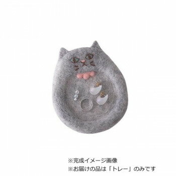 シートフェルトに羊毛をチクチク刺して作るアクセサリートレーふんわり可愛くて実用的なアイテムが作れます。※お色はできるだけ商品に近づけるよう表現しておりますが、閲覧環境により実際の色と異なる場合がございますので予めご了承下さい。※対象年齢15歳以上です。※ニードルの刺し加減でサイズはかわります。※フェルティングニードルは先端の鋭い専用針です。サイズ長さ約14cm個装サイズ：21×13×3cm重量個装重量：53g仕様用意するもの:フェルティング用ニードルレギュラー(H441-014)、フェルティング用マット、はさみ難易度:イージーセット内容フェルト羊毛・シートフェルト・レシピ生産国日本fk094igrjs