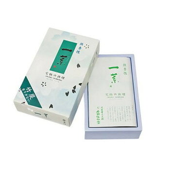 草木の香りのお線香漢方生薬に六種の花の精油を調香して練り上げた、草木のように爽やかで心静まる香りのお線香。微煙・微香タイプです。　サイズ線香長さ:約14cm個装サイズ：17×10×4cm重量個装重量：250g仕様燃焼時間:約30分生産国日本fk094igrjs