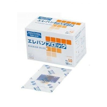 パッド付の透明フィルムドレッシング。水や細菌の浸入を防ぎ、かつ酸素と水蒸気の浸透性を備えています。しなやかで透明ですので、肌になじんでしっかりと密着します。パッド部は固着を防ぐネットを使用しています。CVCカテーテルの固定、創傷部の保護、シャワー・入浴時の防水に。【使用上のご注意】●使用は1回きりで、再使用しないこと。●傷口とそのまわりを清潔にし、水気をよく取って、　パッド部分を汚さないよう注意して使用すること。●皮膚の弱い方は、同じところに繰り返し貼らず、1日1〜2回粘着面の位置を変えること。●パッド部分が濡れたり、汚れたままにしておくと　傷の治りが悪くなる場合があるので、貼りかえること。●粘着面を患部に貼らないこと。●本品の使用により、かゆみ等の症状があらわれた場合には使用を中止すること。●救急絆創膏にかぶれやすい場合は使用しないこと。●滅菌効果が損なわれるので、使用時に開封すること。【保管方法】　水ぬれに注意し、直射日光及び高温多湿を避け、清潔な場所に保管すること。※注文後の変更・キャンセルはお受けできませんので、ご了承くださいませ。商品区分一般医療機器届出番号:43B2X00005000077サイズ5×7cm(パッド2×4cm)個装サイズ：13.5×8×9cm重量個装重量：136g素材・材質粘着テープ:ポリウレタン、アクリル系粘着剤仕様一般医療機器:救急絆創膏製造販売業者リバテープ製薬株式会社熊本県熊本市北区植木町岩野45販売業者ハクゾウメディカル株式会社大阪市中央区徳井町2丁目4番9号EOG滅菌済50枚入使用期限:製造日から1800日生産国日本fk094igrjs