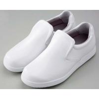 滑りにくく、疲れにくい!キッチンでの作業性を第一に考えたコックシューズです。サイズ22.0cm〜29.0cm(28.5cm除く)個装サイズ：30×12×18cm素材・材質合皮製造国日本滑りにくく、疲れにくい! ------ ココがポイント！ ------●滑りにくいソール。●つま先部にゆとりをもった、ゆったり設計。●油に強い。●有害物質の発生しにくい素材で環境にやさしい。 キッチンでの作業性を第一に考えたコックシューズです。