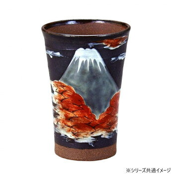 泡まで美味しく味わえる窯元独自にブレンドした泡多長粘土を使用しているため、きめ細かい泡が長く持続します。ビール本来の味わいはもちろん、泡まで美味しくお楽しみいただけます。また、伝統工芸士が一つ一つ轆轤で丁寧に成形した器は、手によく馴染む心地よい仕上がりとなっています。九谷焼ならではの美しい色彩との調和が、食卓に上品で華やかな彩りを添えます。※こちらの商品は、全て作家・職人による手作りのため、商品ごとに模様やサイズなどに若干の個体差がございます。※手作りならではの風合いや特徴としてご理解いただいたうえで、お買い求めいただきますようお願い致します。※商品の写真はできる限り実物に近いよう調整しております。※お客様のモニター環境などにより、色味が変わって見えることがございます。あらかじめご了承下さい。サイズ径9×高さ13cm個装サイズ：9×9×13cm重量個装重量：800g素材・材質陶器仕様紙箱容量:350cc作者・窯名:九谷和窯生産国日本fk094igrjs