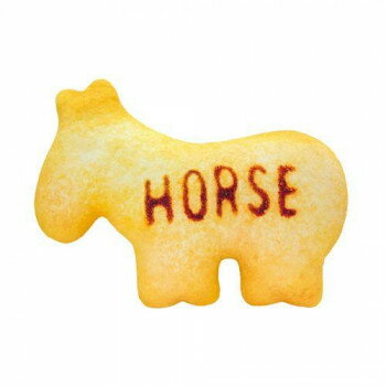 おすすめ「たべっ子どうぶつ」のホース(うま)のクッションです。思わず食べたくなってしまうほど本物そっくりです。※ぬいぐるみは手作業で縫製しているため、顔や形状に個体差がございます。※商品画像との相違等による返品、交換は出来かねます。サイズ4...