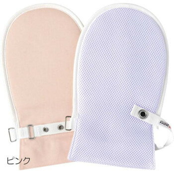 一時的に使用することで医療行為や介護をサポート。「身体を傷付ける」「カテーテルを抜いてしまう」などの危険行為やおむついじりがみられるときに、一時的に使用します。甲側がメッシュになったタイプ。夏場など、通気性をお求めお場合に最適です。■洗濯方法液温40度限度、洗濯機弱サイズ横17×縦29.5×厚0.5cm個装サイズ：30×19×3cm重量約230g個装重量：240g素材・材質表地:綿100%裏地:ポリエステル65%、綿35%縁取り・ベルト:ポリエステル100%仕様適応サイズ　手首:12〜18cm　手のひら:14〜18cm介護医療用品1双(2枚入)生産国フィリピンfk094igrjs