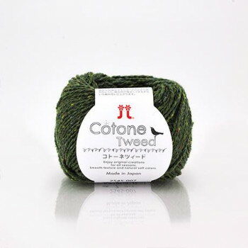 おすすめ紡毛コットンを使用したツィード並太タイプです。先に染めたわたを複数色ブレンドして糸にすることで深みのある表情になります。伸度のあるナイロンを入れることで、とじはぎの際に切れにくく編み目も程よくつまるきれいな編み地に仕上がります。帽子・バッグなどオールシーズンご使用いただけます。※糸に綿花の葉や茎の極小片が付着している場合がありますが、特に害はなく洗濯するごとに取れていきますサイズ約94m個装サイズ：5×9×9cm重量30g個装重量：30g素材・材質綿90%、ナイロン10%仕様棒針:5-6号・20-21目・30-31段かぎ針:4/0号(長編み)23目・9.5段生産国日本fk094igrjs