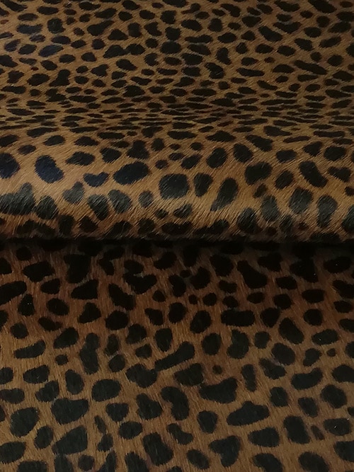 【切り革】牛毛皮/チーター小柄/1.5mm(茶×黒)