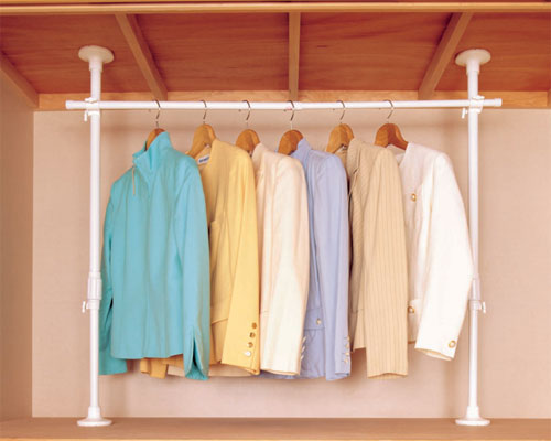 押し入れが見違える 洋服をすっきり収納するためのアイテムとアイデア10選 Roomclip Mag 暮らしとインテリアのwebマガジン 押し入れが見違える 洋服をすっきり収納するためのアイテムとアイデア10選 Roomclip Mag 暮らしとインテリアのwebマガジン