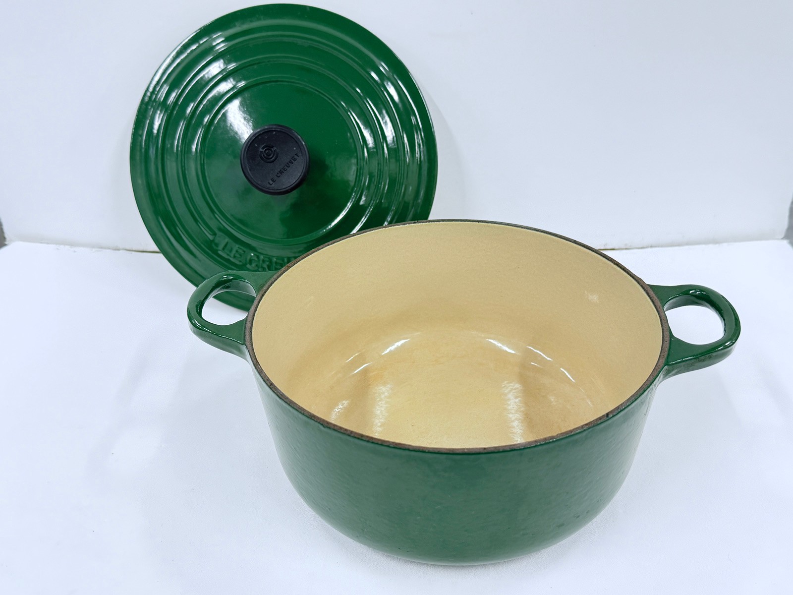 【中古】 D LE CREUSET ル・クルーゼ ココットロンド 両手鍋 20cm グリーン 廃盤色