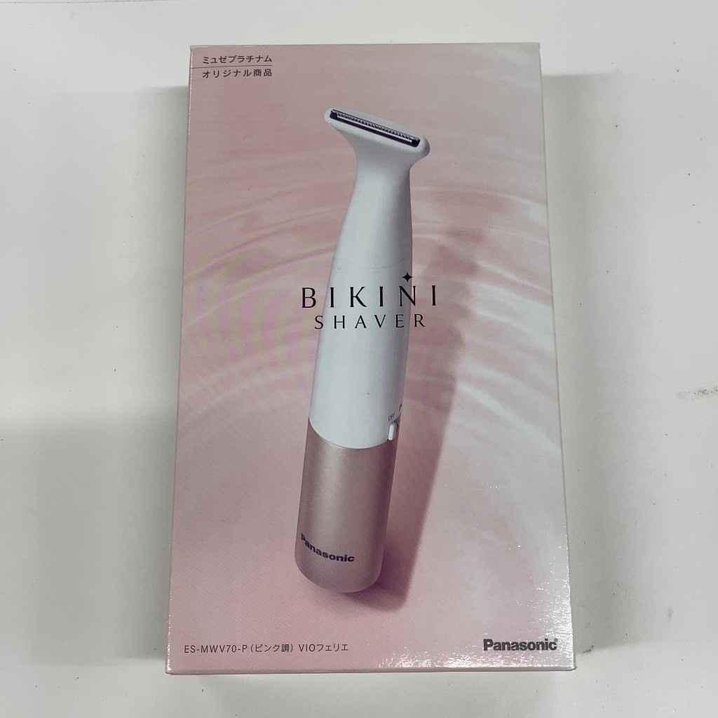 【製品仕様】　　　　　　　　　　　 商品名　：パナソニック BIKINI SHAVER VIO フェリエ ES-MWV70-P（ピンク調）　　　　　　　　　　　 JANコード　：　　　　　　　　　　　 メーカー　：4549980424506　　　　　　　　　　　 型番　：　　　　　　　　　　　 　　　　　　　　　　 状態ランク：中古A 　　　　　　　　　　　 通電確認済み。 【セット内容】　　　　　　　　　　　 画像の物がすべてです。画像でご確認お願いします。 その他製品仕様の詳細はメーカーHPにてご確認ください。　　　　　　　　　　　 　　　　　　　　　　　　　　　　 買い取り品のため購入時期、中古の場合使用回数は不明です。 お取引について 送料 送料無料 商品発送 入金確認後、1〜3営業日以内に発送します。土・日・祝日の場合は翌営業日に発送します。 落札後の流れ 恐れ入りますが、落札後は『48時間以内』にお客様情報の入力をお願いいたします。 以下の流れでご対応ください。 【1】情報入力画面にてお客様情報を入力してください。 【2】お客様情報入力後に自動配信されるメールで合計金額を確認し、 『7日以内』にご指定の支払い方法でご入金手続きをお願いします。 返品方法 落札後の返品は原則承っておりません。 ご了承いただける方のみ、ご入札をお願いいたします。 注意事項 色の違いについて 　・ご利用のPCやスマートフォンの環境により、実際の商品と色が異なる場合がございます。 　・状態ランクの感じ方は個人差がありますので、ご了承ください。 関連商品【中古】 C698 D LA BOUM ラボン Quantum pul...【中古】C80F D ニップラックス ヘッドスパ NIPLUX HEA...【中古】 C91U D モッズ・ヘア カールアイロン 38mm MHI...3,300円3,200円3,300円【中古】 C88A イソップ Aesop ステイト オブ ビーイング ...【中古】CW82 YA-MAN ヤーマン メディリフト プラス EPM...【中古】 C95U D ■YAMAN ヤーマン ビューティクル HC-...3,350円3,400円3,170円【中古】C80C D Aderans DoRAISE 電気リフトブラシ...【中古】CW47 ヤーマン YA-MAN ジェットフロス コンパクト ...【中古】Z000 ■Le ment ルメント ヘッドスパ LM-HS0...3,400円3,200円3,440円【中古】 C80J D アデランス ビューエフェクター スカルプ＆スキ...【中古】 CW53 ヤーマン キャビスパRFコア YA-MAN RF ...【中古】【未使用】Z000 ユリイロ インティメイトウォッシュ ベルガ...3,100円2,990円3,260円