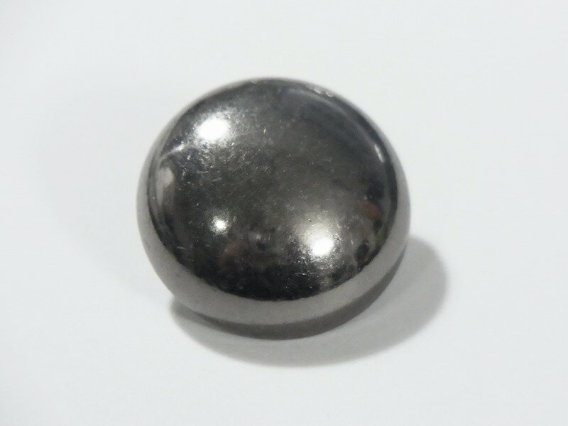 メタリックボタン ブラックニッケル色