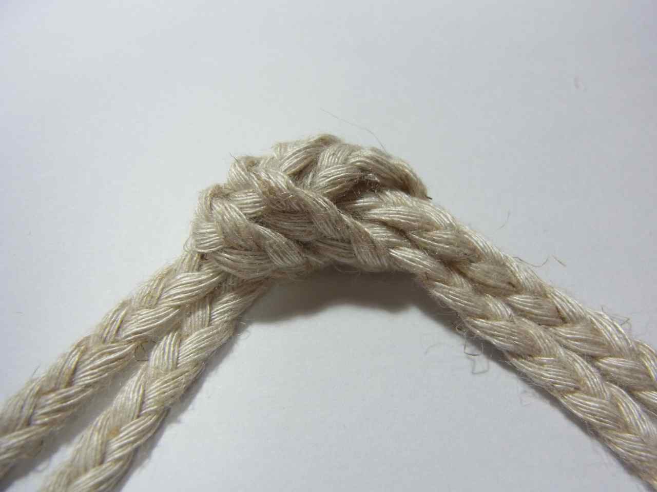 麻混三編みコード　きなり　M　約4.5mm巾