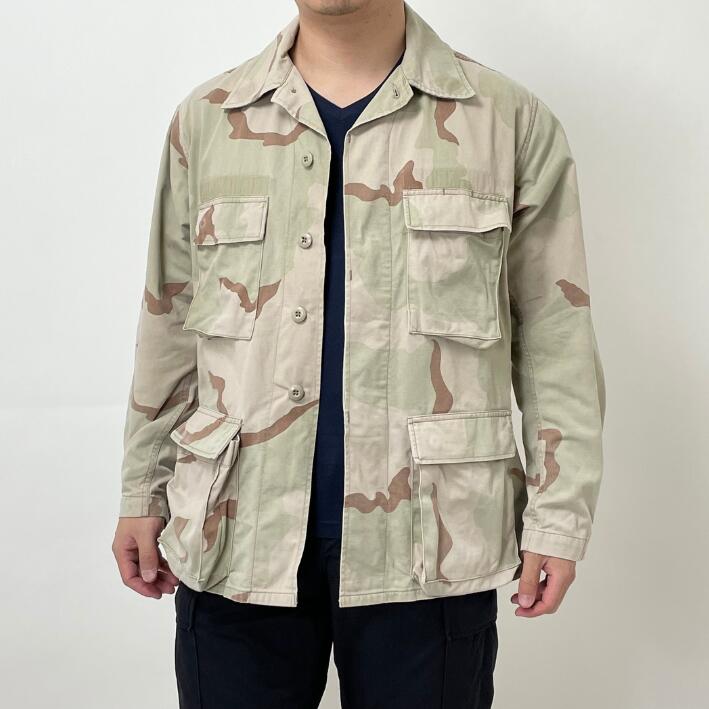 アメリカ軍 3カラーデザートカモ ノンリップ DCU コンバットジャケット ワッペン付 BランクUSED A8U2W=