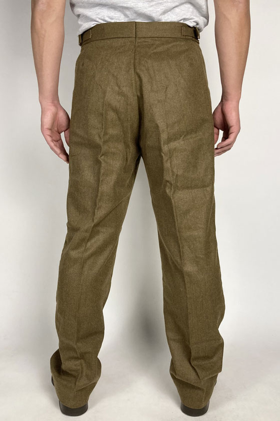 ビッグ特価、イギリス、アーミー、ポケット無、ブラウン、バラック、ドレスパンツ（新品）206N−X-S=