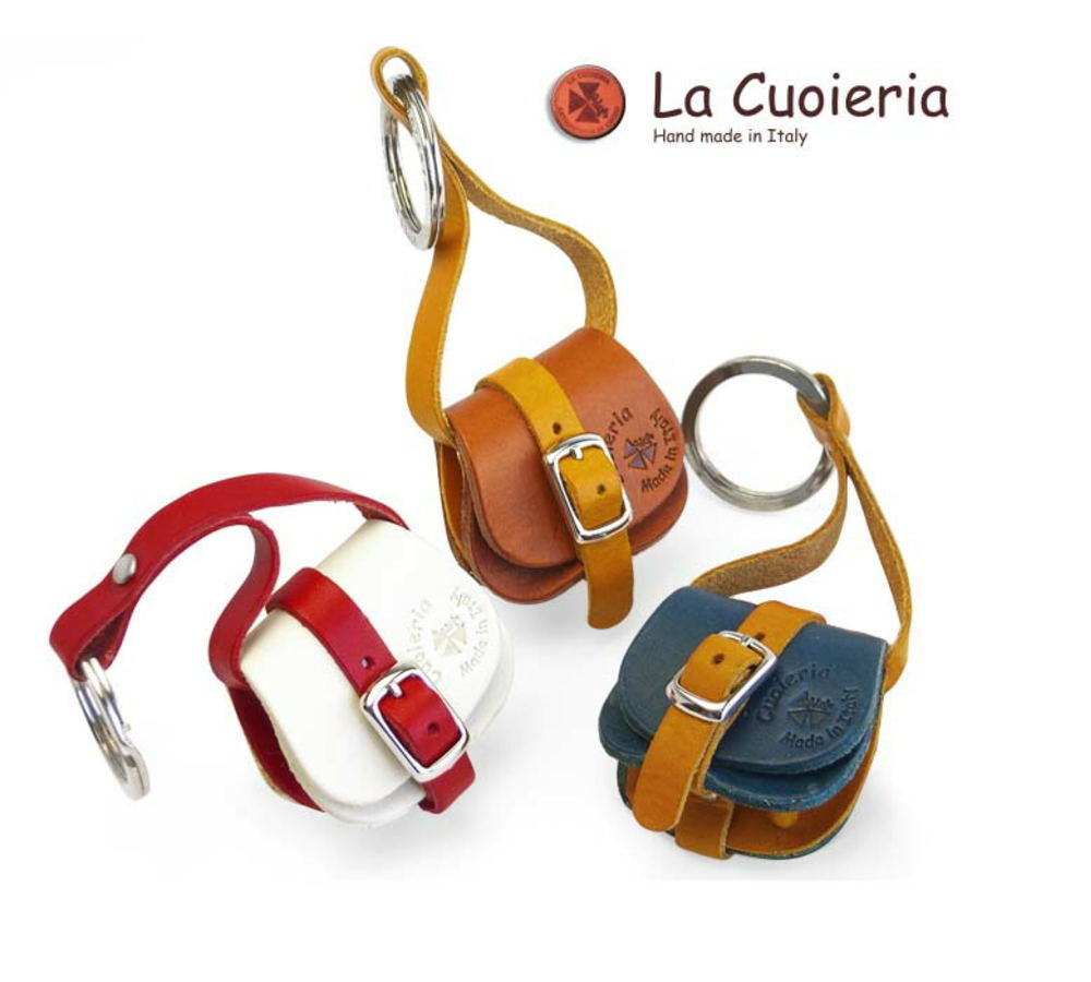 【送料無料】【イタリア製】【よりどり3個以上で各200円引き】【イタリア製】【牛革】ラ クオイエリア La Cuoieria レザーキーホルダー ショルダーバッグ モチーフ 　7194455 P214【21A】