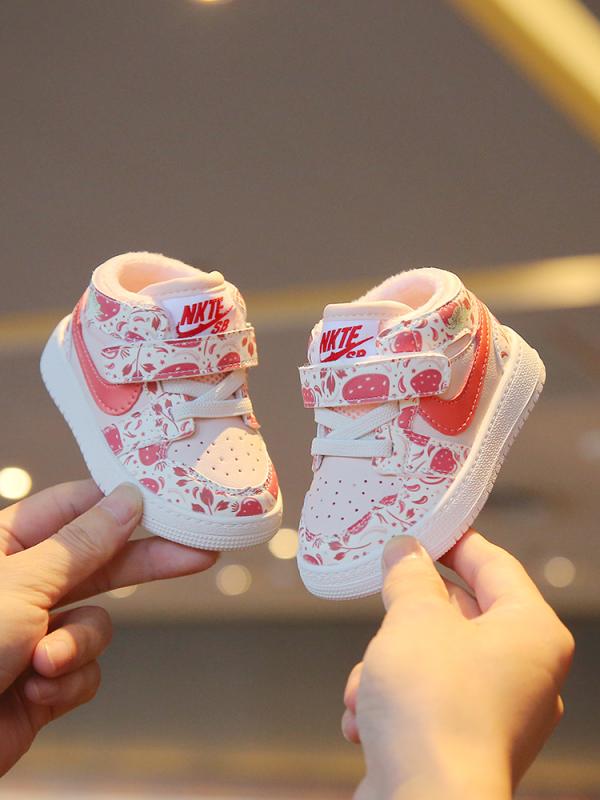 春秋 女の子 赤ちゃん スタイリッシュ イチゴ 幼児靴 ベビー ソフトソール カジュアル シンプル 軽量 シューズ