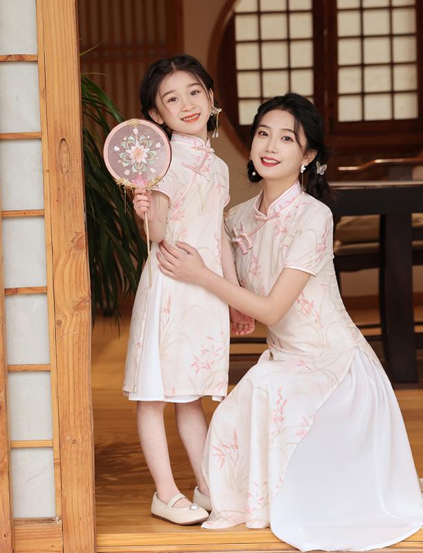 レディース キッズ 子供用 チャイナドレス 高級感 中華風 レトロ ノスタルジック 伝統的 エレガント モダン フェミニン カジュアル 夏 半袖 親子