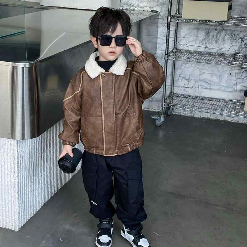 子供服 男の子 ボーイズ レザージャケット ジャケット フリース 裏起毛 厚手 暖かい 冬 防寒 通学 お出かけ アウトドア キッズ