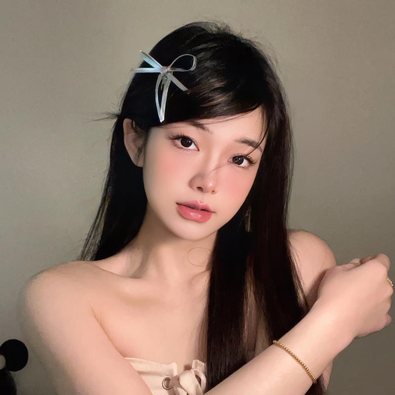 リボン クリップ ヘアアクセサリー レディース おしゃれ ファッション シルバー 後頭部 サイド ヘアピン 前髪 韓国 シンプル デイリー カジュアル 女性