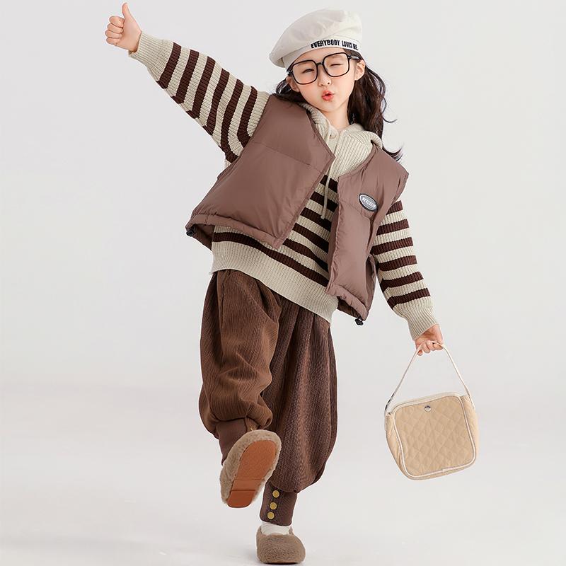子供服 女の子 ガールズ ダウンベスト パンツスーツ フリース裏地付きパンツ 秋冬 カジュアル かわいい キュート 万能コーデ 通園 通学 お出かけ レジャー キッズ