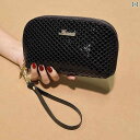 ポーチ 女性 クラッチ ハンドバック 手提げ 大容量 収納 革 財布 小銭入れ レディース シェル型 カジュアル エレガント