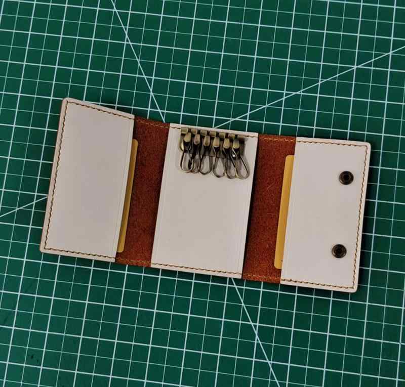 キーケース キーホルダー レザークラフト コンパクト 鍵 車 多機能 雑貨 レザー小物 メンズ レディース ユニセックス