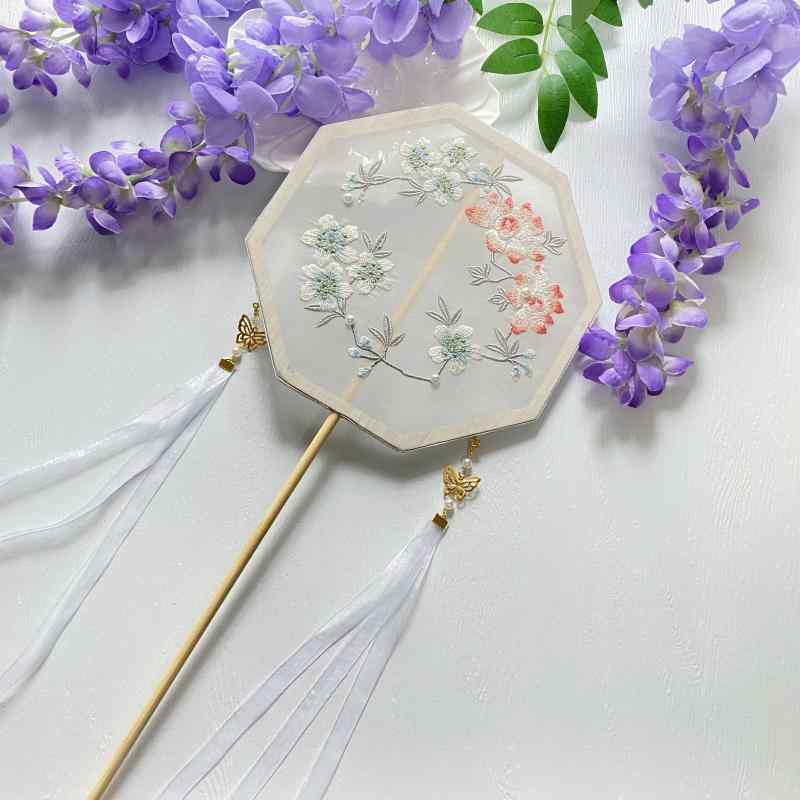 扇 うちわ ファン おしゃれ 刺繍 レトロ チャイナ風 レディース 長柄 タッセル ダンス 子供 夏 八角形 ..