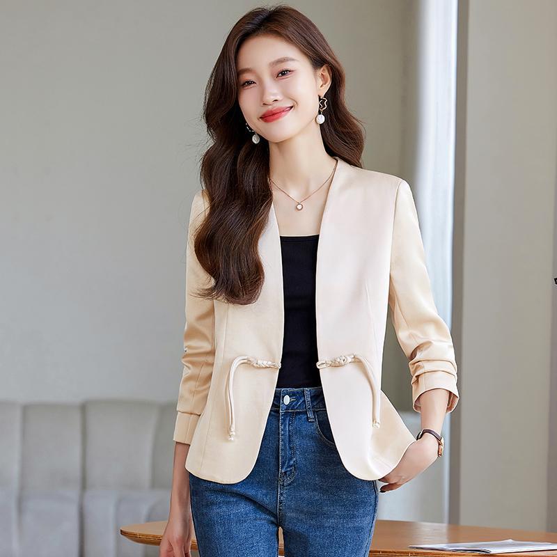 ジャケット チャイナ風 スタイリッシュ レディース 秋 ファッション ハイエンド バックル ショート丈 スリムフィット ディテール 上品のサムネイル