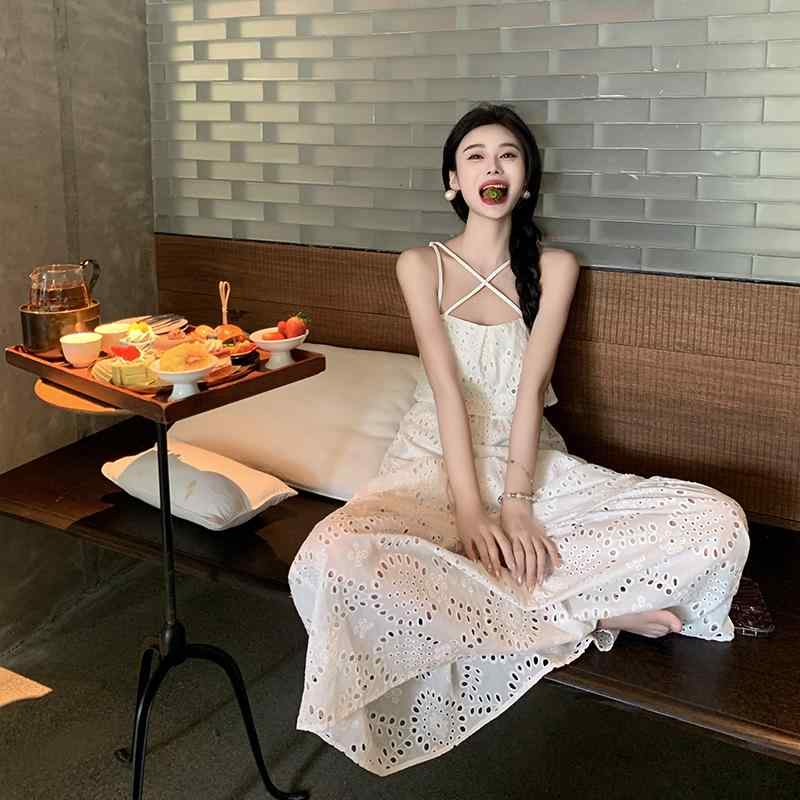 ワンピース 女性 ホワイト レース サスペンダー ドレス 夏 フレンチ 海辺 休日 フリル ノースリーブ ロング スカート プルオーバー エレガント