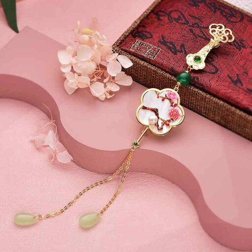 ブローチ 卒業式 入学式 梅の花 チャイナ プレス 前立て ペンダント レディース チャイナ風 タッセル コサージュピン 韓服 アクセサリー 女性 ブローチ 卒業式 入学式 梅の花 チャイナ プレス 前立て ペンダント レディース チャイナ風 タッセル コサージュピン 韓服 アクセサリー 女性