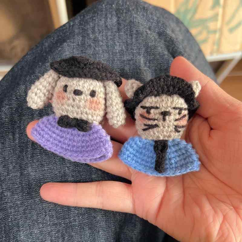 ブローチ レディース キッズ アクセサリー 犬 子犬 かぎ針 編み ウール 毛糸 子猫 子犬 動物 セーター ..