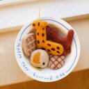 ブローチ レディース キッズ アクセサリー 動物 ぬいぐるみ ウール フェルト かわいい ユーモア 楽しい 小さい 犬 きつね ブタ きりん パンダ ひよこ 猫 クッキー 目玉焼き お菓子 ギフト