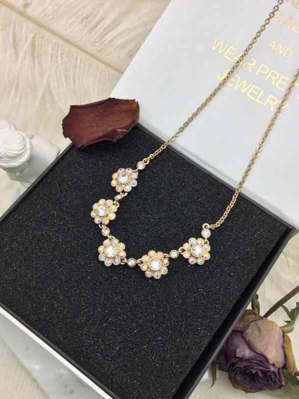 ネックレス レディース アクセサリー 雑貨 アメリカン レトロ 金属 テクスチャ ネックレス 装飾品 ショート ファッション ジルコン