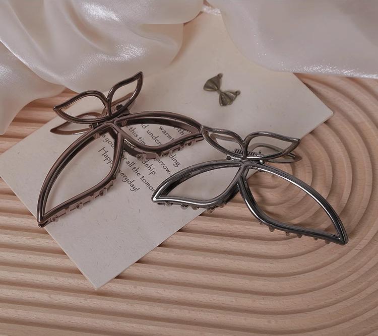 レディース クリップ バンスクリップ 髪留め ピン シンプル 蝶 バタフライ 高級感 エレガント 上品 おしゃれ クール 大人っぽい かわいい パーティー ファ...