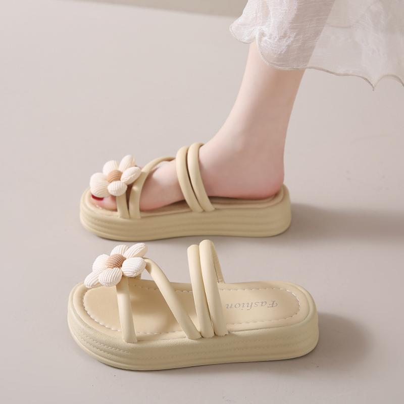 レディース フラワー サンダル 夏 花 スカート 厚底 海辺 休暇 ビーチ サンダル かわいい 身長盛れる ..