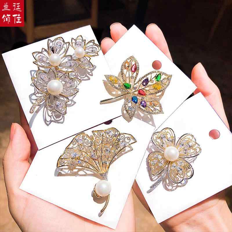 ブローチ 入学式 卒業式 レディース 露出 防止 カラー ピン 固定 衣類 装飾 レトロ フラワー 韓国 コサージュ ファッション 装飾品(4)