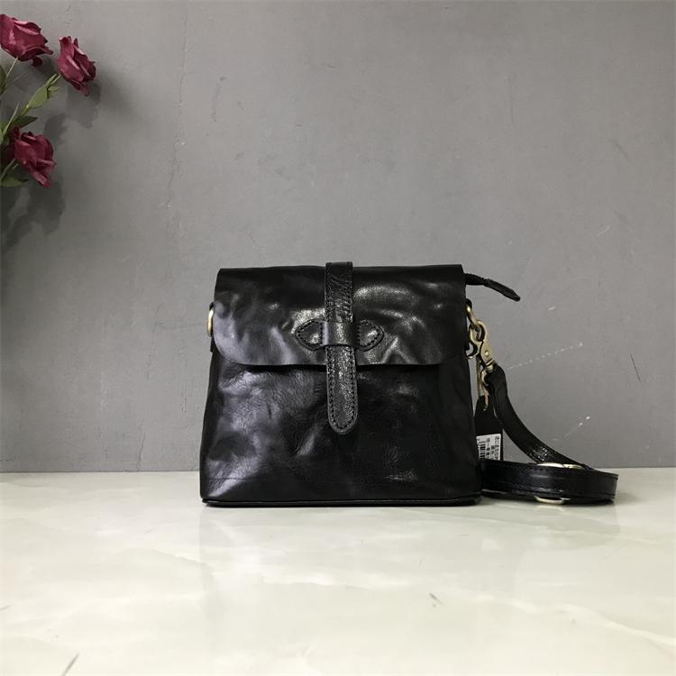 バック レザー製 植物タンニンなめし ワンショルダー クロス ボディ スモール カジュアル レトロ 牛革 キャンバス ポケット 質感 実用的 軽量 ソフト レディース 女性 通勤 日常使い プレゼント