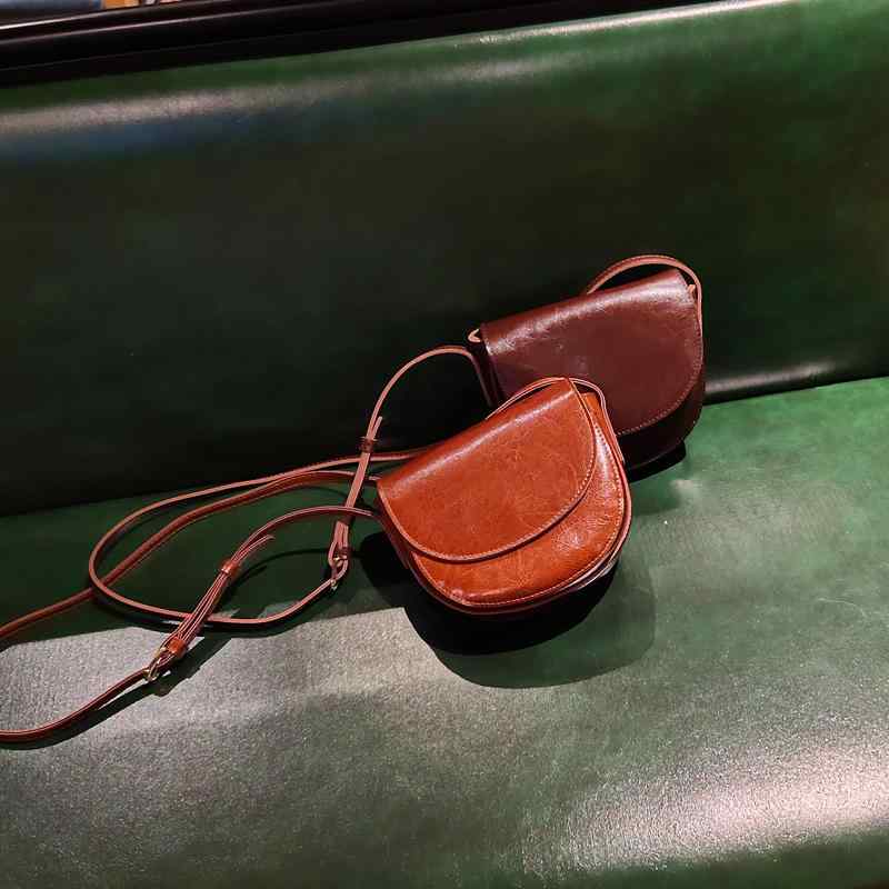 ショルダーバッグ 普段使い レトロ 小さめ デート シンプル 韓国スタイル エレガント カジュアル 牛革 ソフトレザー プチ旅行 マザー お母さん お買い物