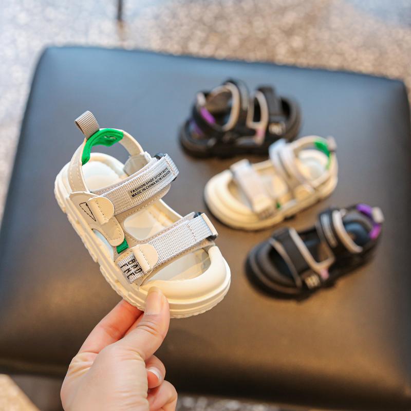 サンダル 男の子 女の子 夏 通気性 滑り止め 歩行練習 幼児 サンダル ソフトソール キック防止 軽量 メ..