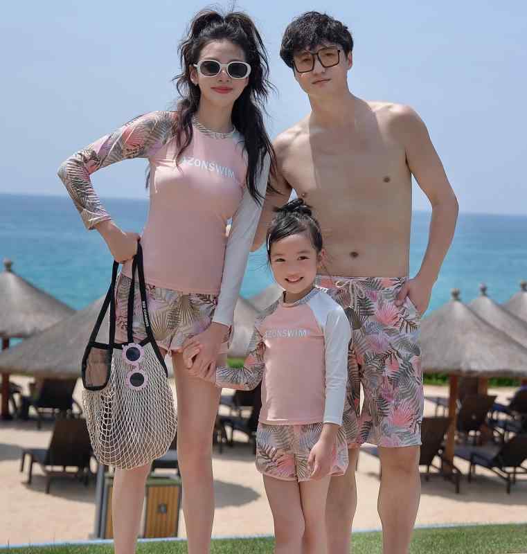 水着 家族お揃い セパレート ピンク 花柄 長袖 ボクサーパンツ ハーフパンツ ラッシュガード 丸首 お腹..