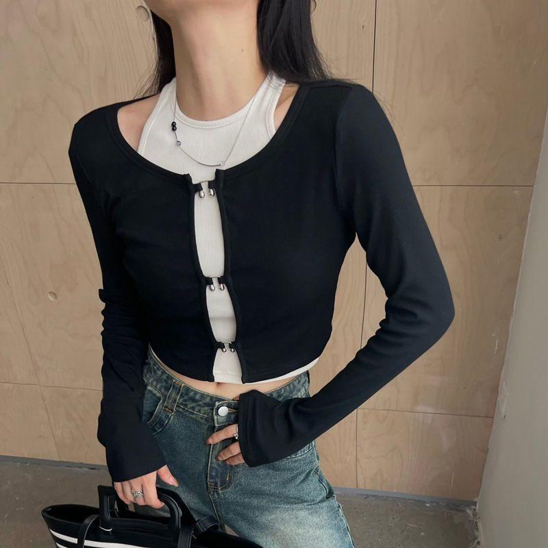 トップス レディース 秋 シック 無地 シンプル 韓国ファッション 衣装 ショート丈 ミニ丈 ニット素材 ツーピース 2点セット 女性用 個性的 セット商品 着回し