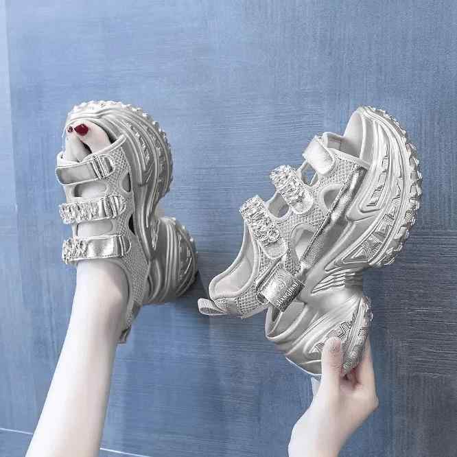 サンダル 厚底 スポーティー ティーン向け 女性 夏 ラインストーン ビーチ シューズ 高身長見え 8cm シルバー 高級感 パンク 安定性 かっこいい