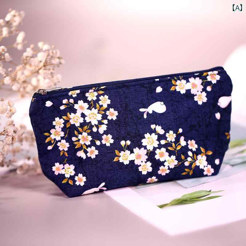 化粧ポーチ 小物入れ マチ 布製 二層 赤 青 ピンク 花柄 生理用品 ナプキン ファスナー コンパクト 携帯用 旅行用 和風 古典柄 和モダン