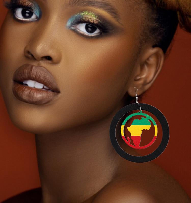 アフリカ 地図 ピアス 木製 象 レトロ エスニック ボヘミアン スタイル おしゃれ 個性的 ファッション ..