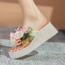 サンダル ビーチサンダル 夏用 厚底 フラワー付き おしゃれ 海辺 休暇 ボヘミアン スリッパ ウェッジヒール カジュアル ラバー レジャー リゾート 休日 ビーチ バカンス 柔軟