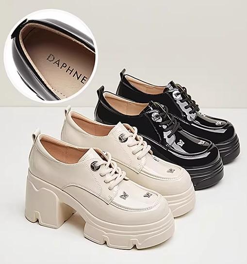 レディース シューズ 靴 ローファー ハイヒール 8cm 太い 厚底 安定 パテントレザー 光沢 オフホワイト 黒 白 レースアップ ループ 蝶結び ラウンドトゥ 防水性 靴底 カジュアル モード 快適(4)