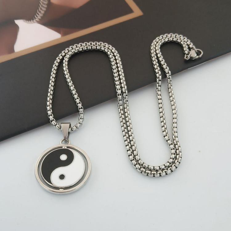 メンズ ネックレス アクセサリー ペンダント チタン 回転式 陰陽 個性的 ユニーク おしゃれ カジュアル エスニック ファッション 男女兼用 チェーン付 ペア...