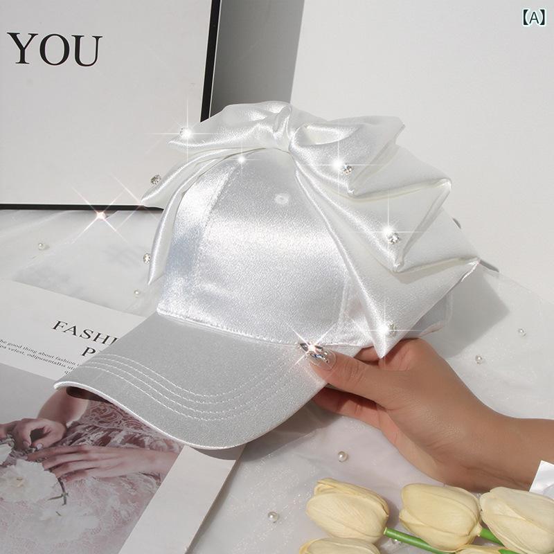 Hat - キャップ レディース 女性用 サテン 光沢感 リボン UVカット 日よけ 小顔効果 軽量 薄手 上品 普段使い 春夏 野球帽 カーブブリム 白 黒
