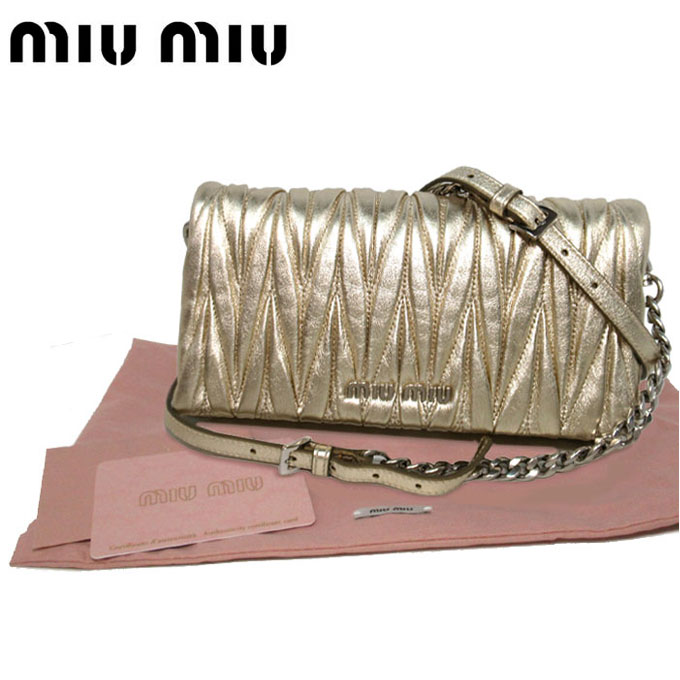 【10%OFF 5/21 09:59迄】ミュウミュウ ショルダーバッグ 斜めがけ MIU MIU レディース 5BH080 PIRITE1 マトラッセレザー チェーンショルダー MATELASSE' 送料無料