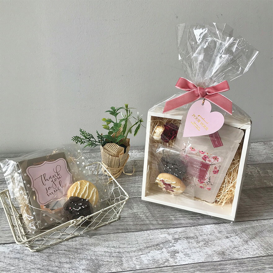 ４号程度の小さめケーキ向きのサイズクリスマス バレンタイン ホワイトデー ラッピング セット ギフト 箱 Opp袋 紐付きミニカード リボン付きタイ 花付タイ付き 大人 かわいい おしゃれ 透明袋 お得な情報満載 Kit Box ボックスキットm ギフトラッピング 可愛い