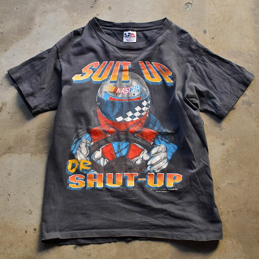 90's NASCAR ”SUIT UP or SHUT-UP” レーシングTシャツ USA製 230726